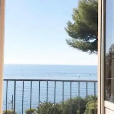 Directly On The Sea Vila